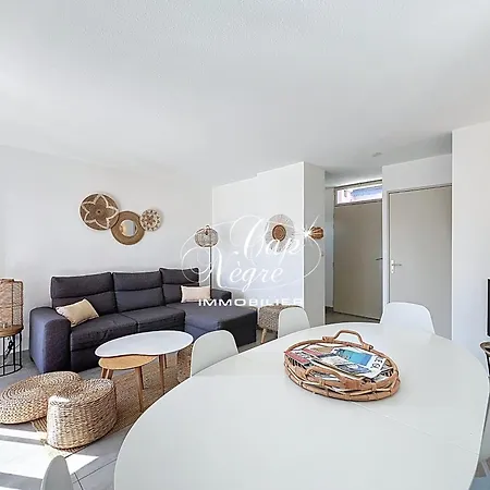 Daire Classe 3 Etoiles Avec Terrasse A 150 M De Cavaliere - *