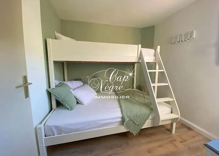 Classe 3 Etoiles Avec Terrasse A 150 M De Cavaliere - Апартаменты