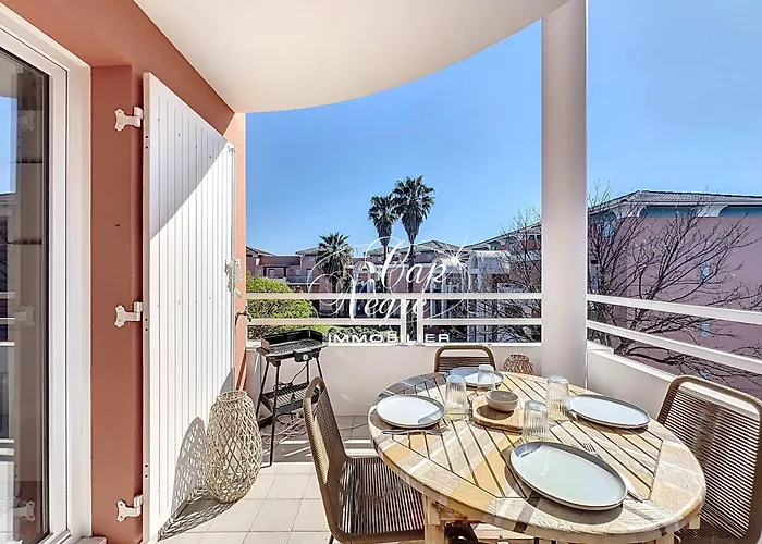 Classe 3 Etoiles Avec Terrasse A 150 M De Cavaliere - Апартаменты