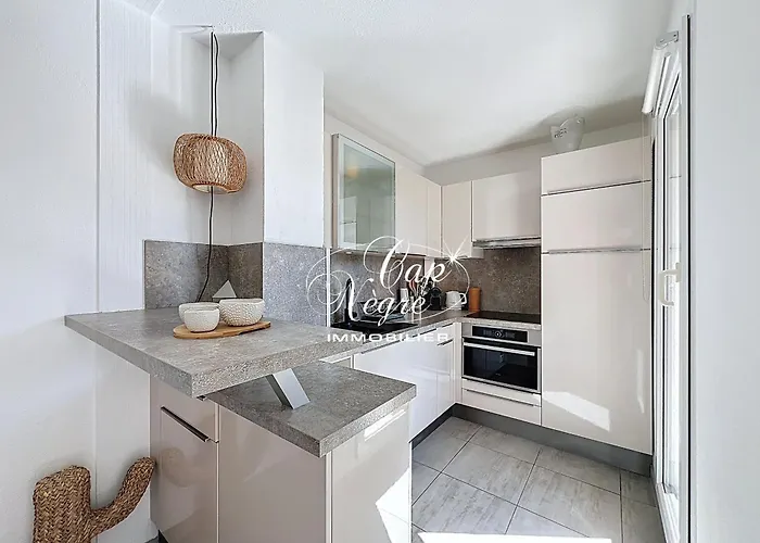 Classe 3 Etoiles Avec Terrasse A 150 M De Cavaliere - Апартаменты Ле-Лаванду